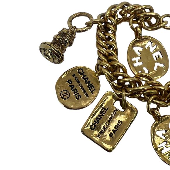 Chanel Vintage Plate Charm Bracelet - Picture 7 of 7